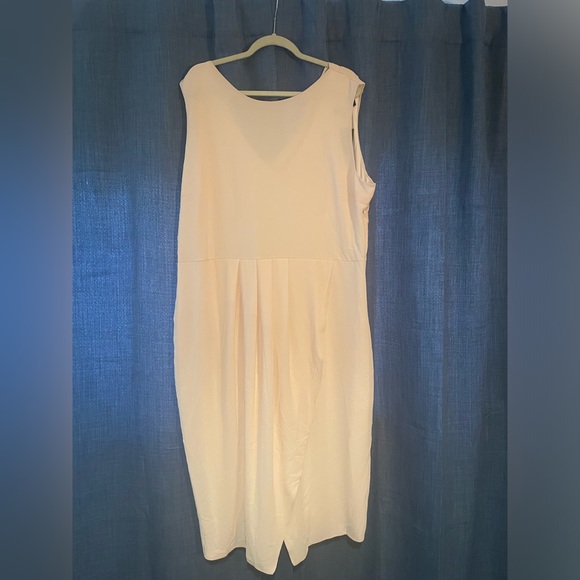 Light Pink Dress - Picture 1 of 2